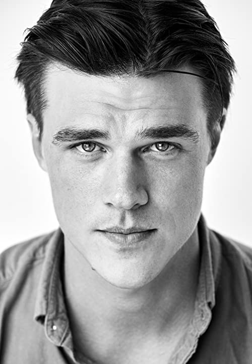 Finn Wittrock